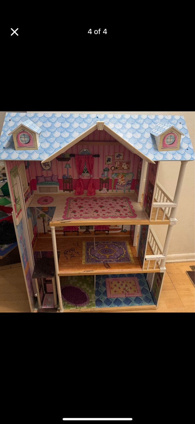 Large wooden Dollhouse