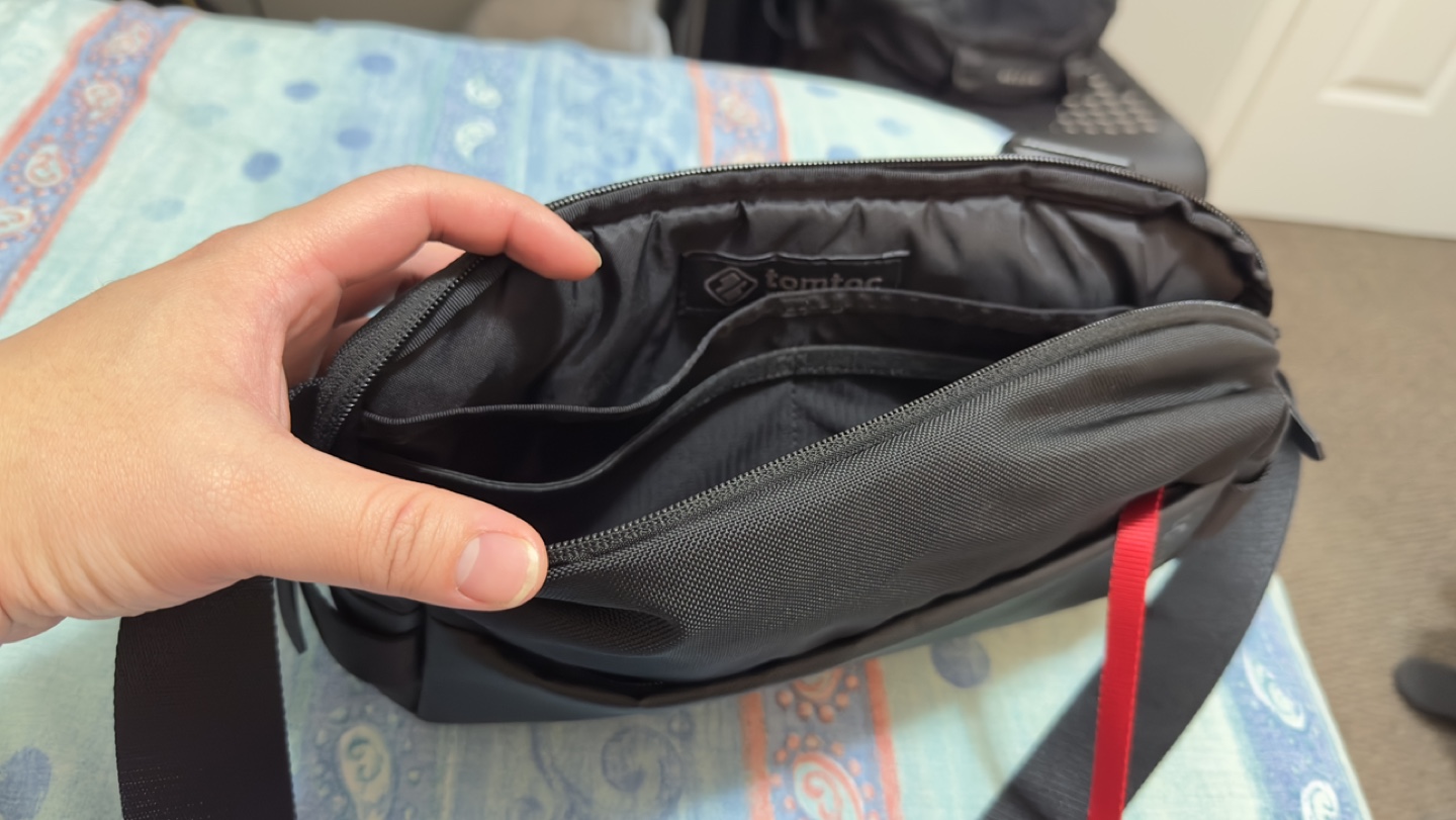 Tomtoc Sling Bag / Crossbody Bag - Black - photo 5