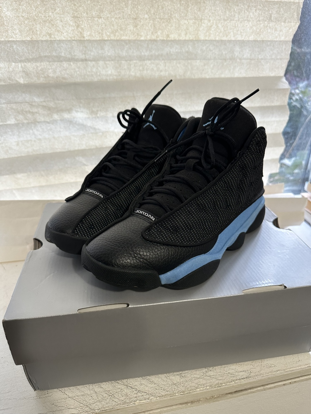 Air Jordan 13 Retro "Black University Blue" SIZE 10 - photo 2