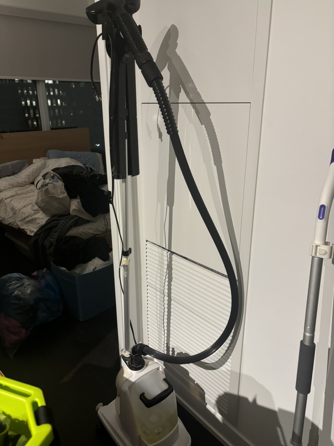 Garment steamer