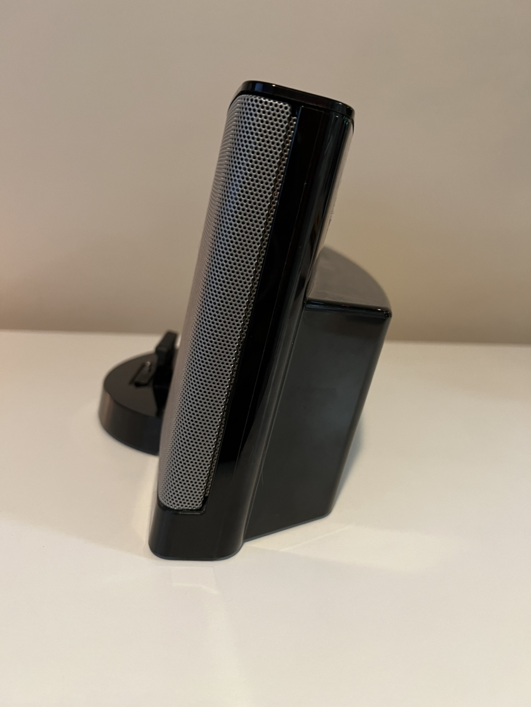 Bose SoundDock Series III speaker with remote - photo 5