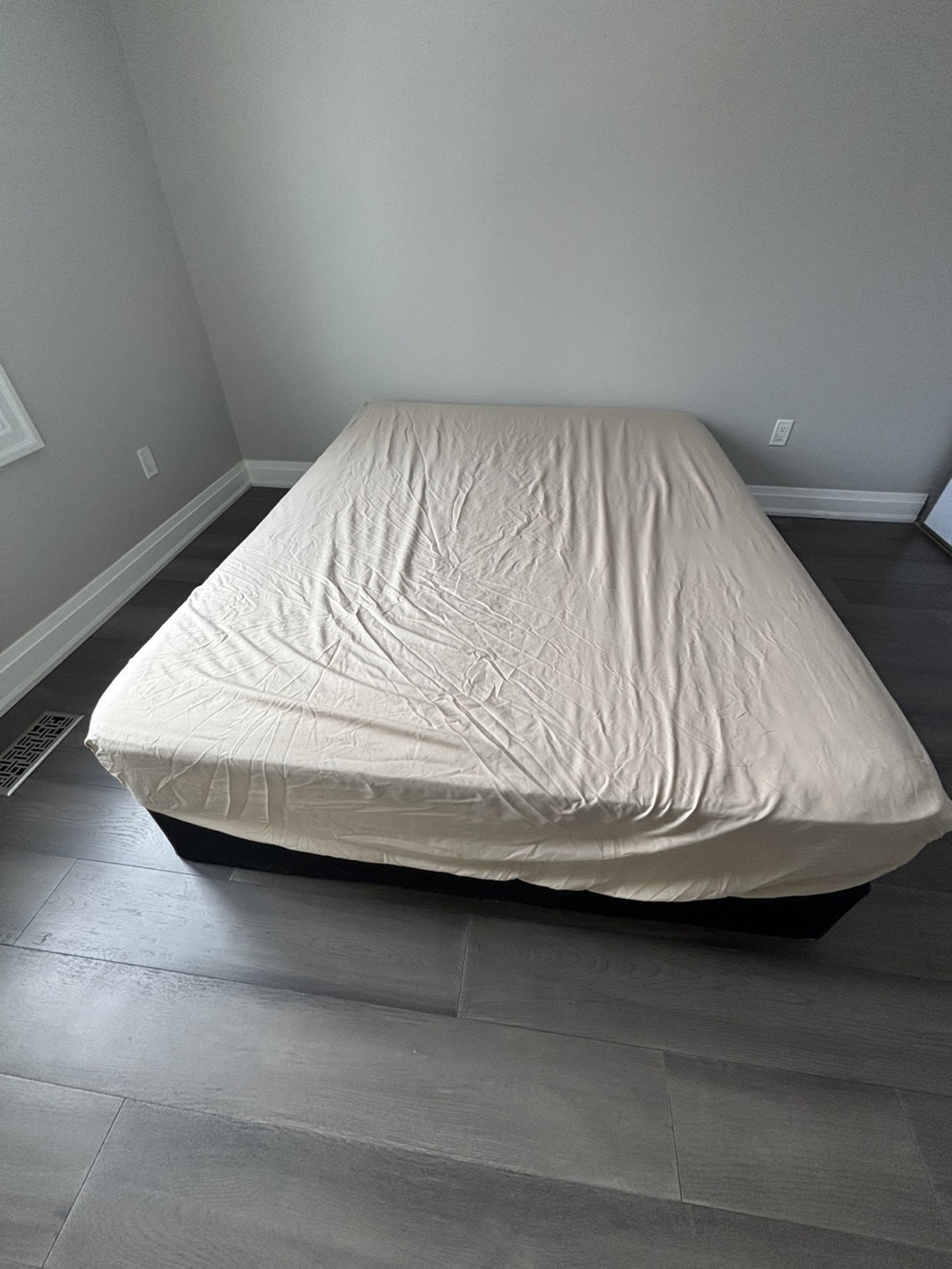 Queen Box Spring with Mattress - photo 3