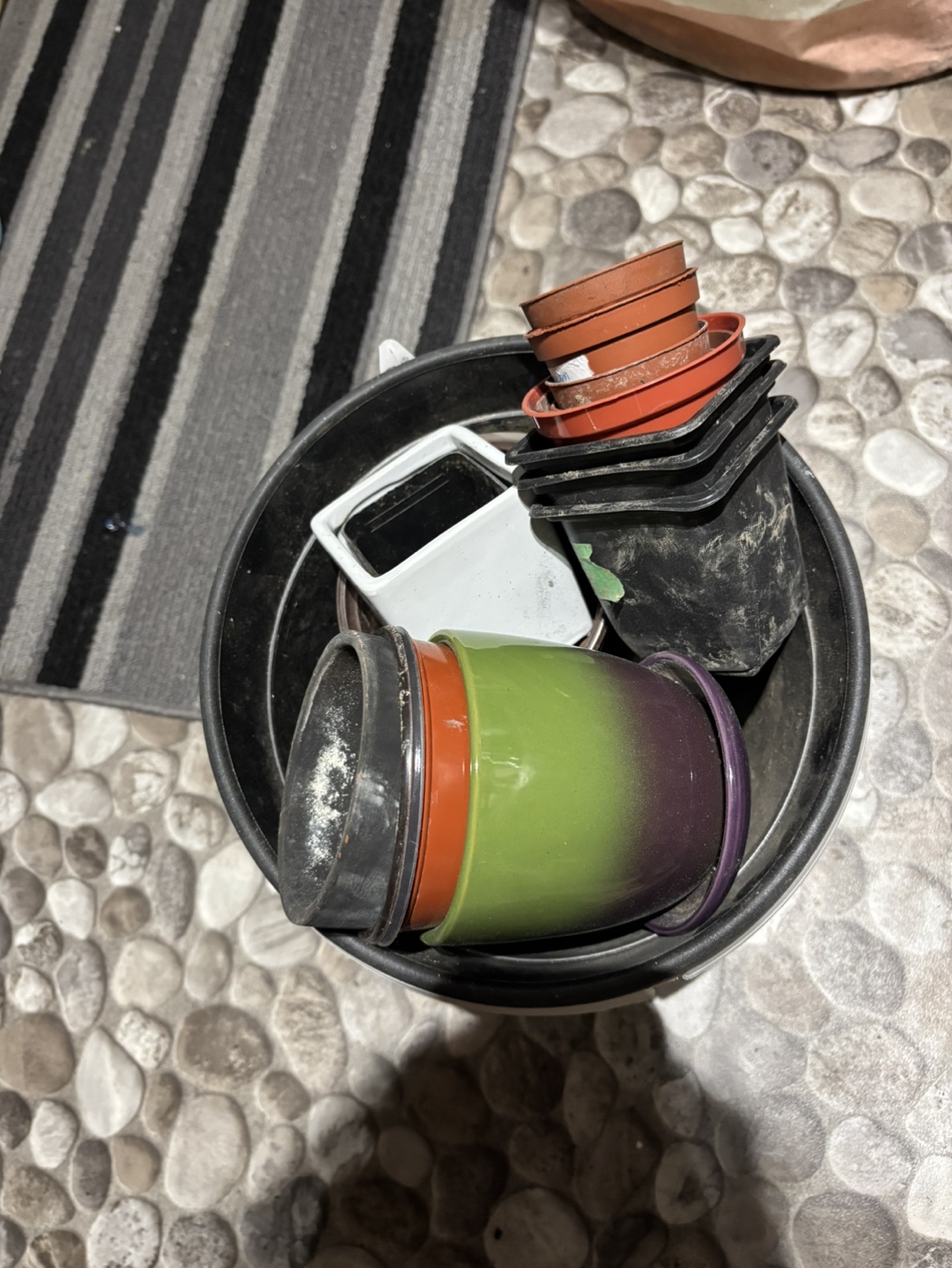 Assorted Plant Pots🧡