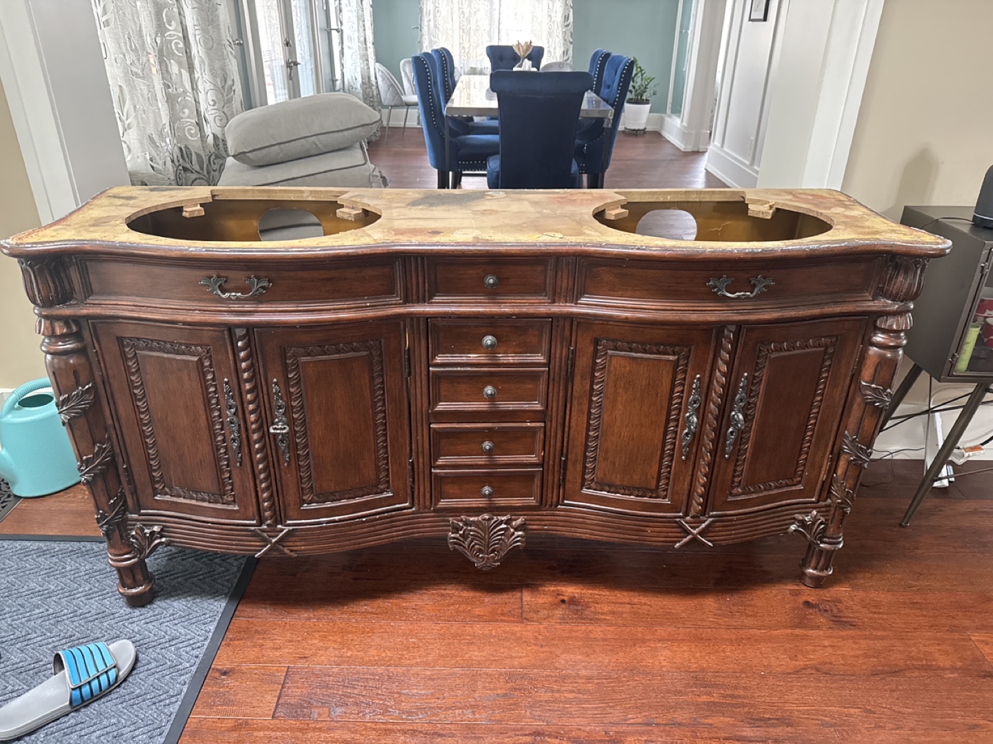 Double sink vanity