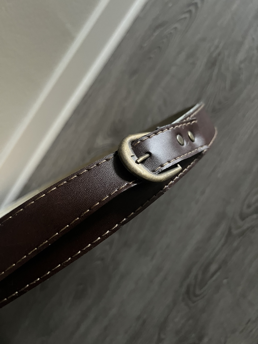 Brown Round Wall Mirror with Leather Strap - photo 2