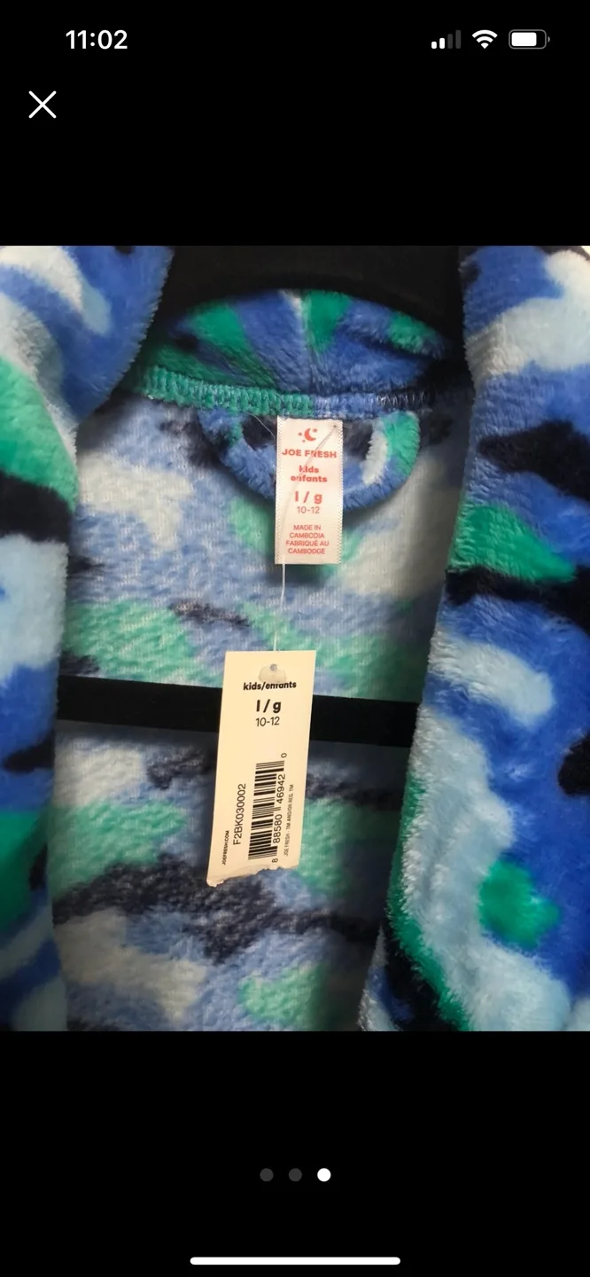 NWT Joe Kids' Blue Camo Fleece Robe, Size 10-12 image indicator(3)