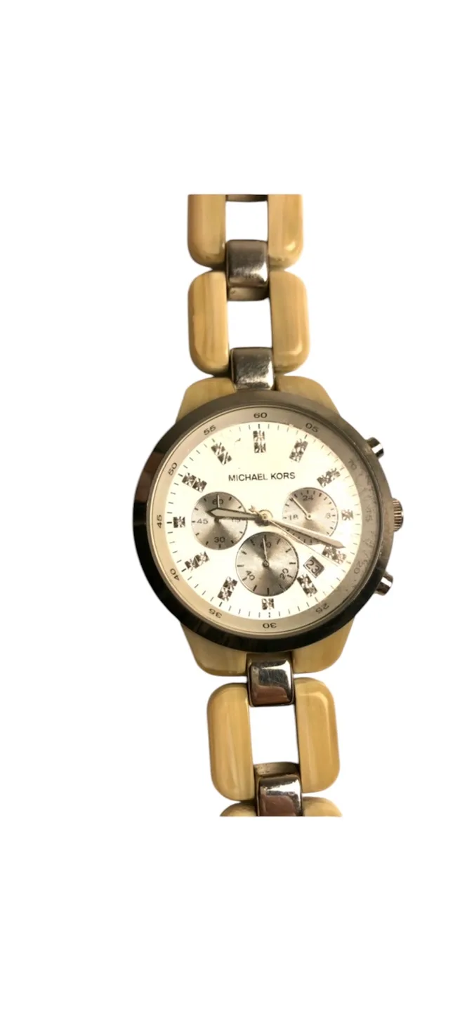 Michael Kors Chronograph Watch with Beige Resin Bracelet image indicator(7)