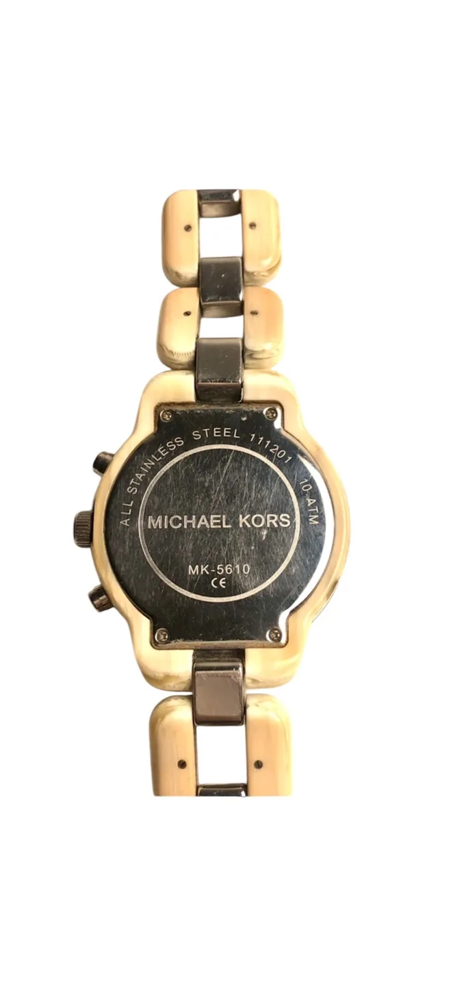 Michael Kors Chronograph Watch with Beige Resin Bracelet image indicator(4)
