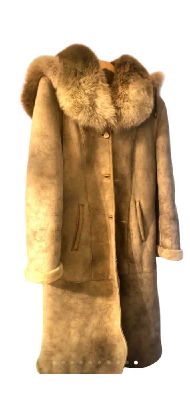 Women's Long Sheepskin Shearling Coat with Fur Hood image indicator(9)