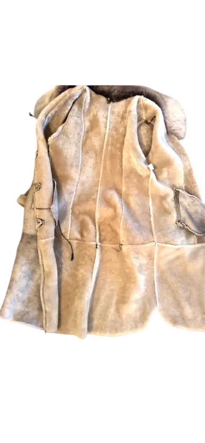 Women's Long Sheepskin Shearling Coat with Fur Hood image indicator(10)