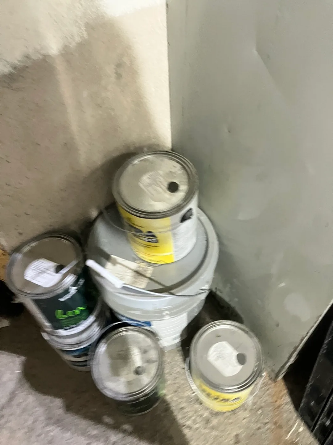 Assorted Paint Buckets - Benjamin Moore, PPG, MF Proline image indicator(9)