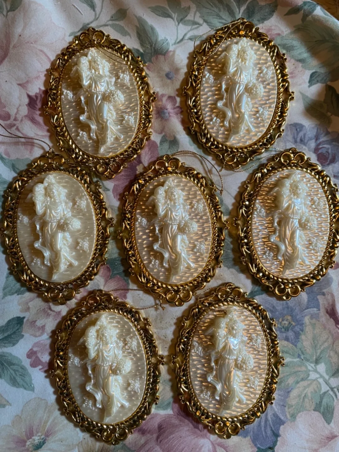 Set of 11 Vintage Christmas Ornaments - ❤️Angels & Harps image indicator(2)