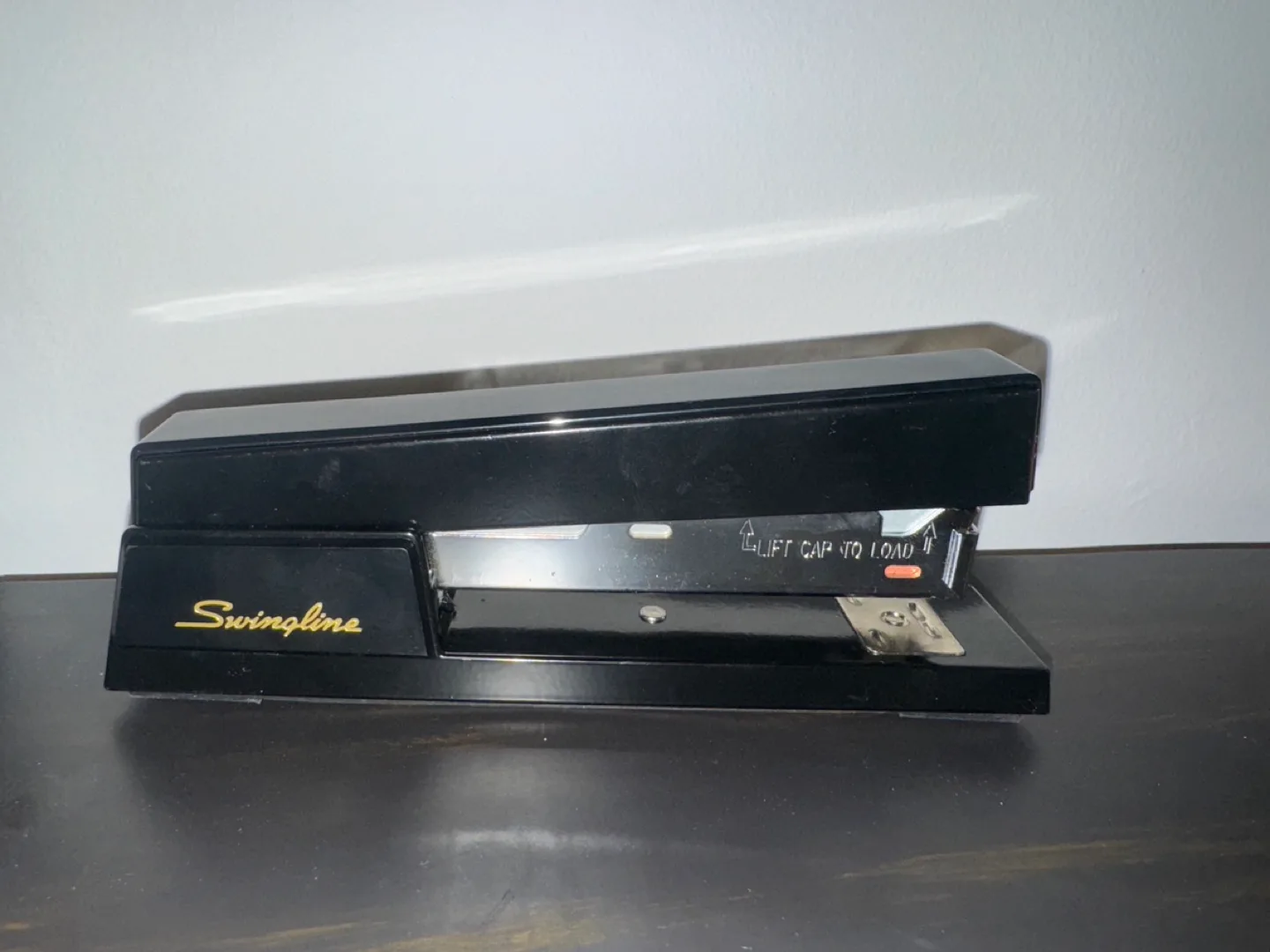 Swingline Premium Commercial Stapler image indicator(2)