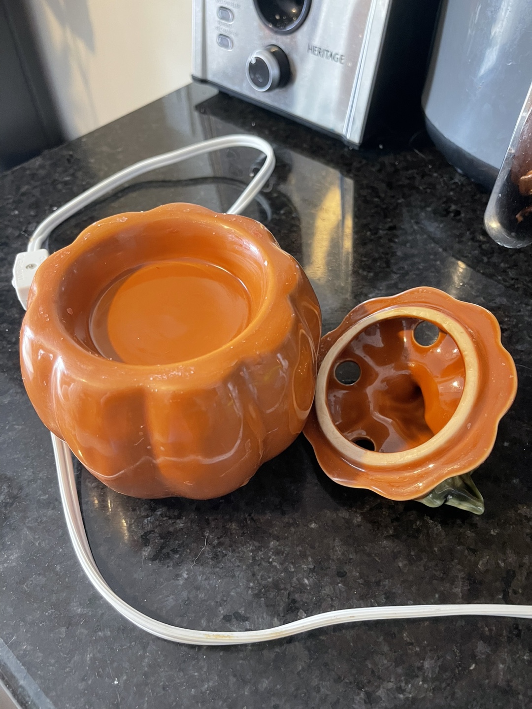 Adorable Ceramic Pumpkin Wax Warmer - photo 2