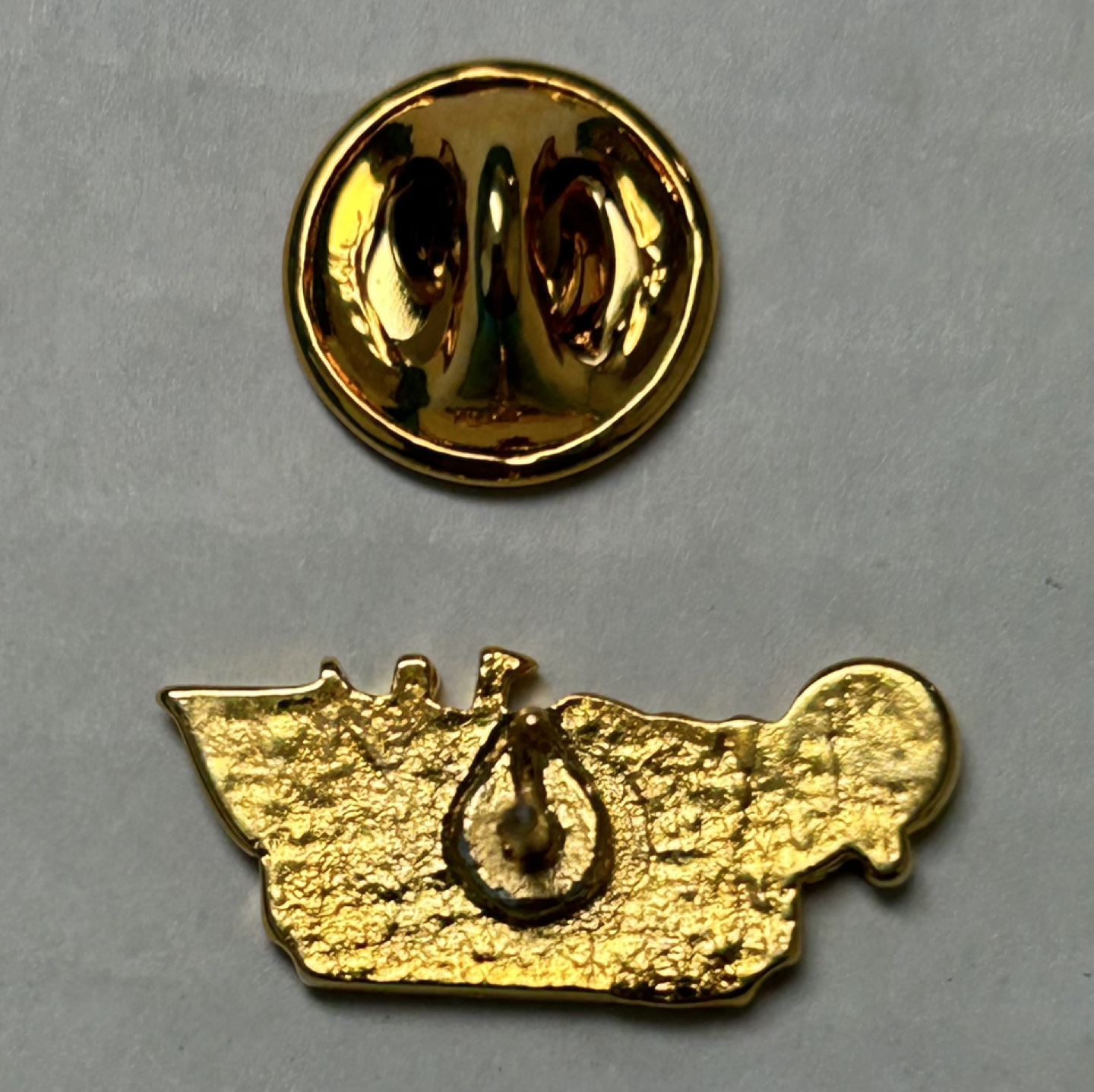 Vintage McDonald’s Quality Pizza! Lapel Pin - photo 3