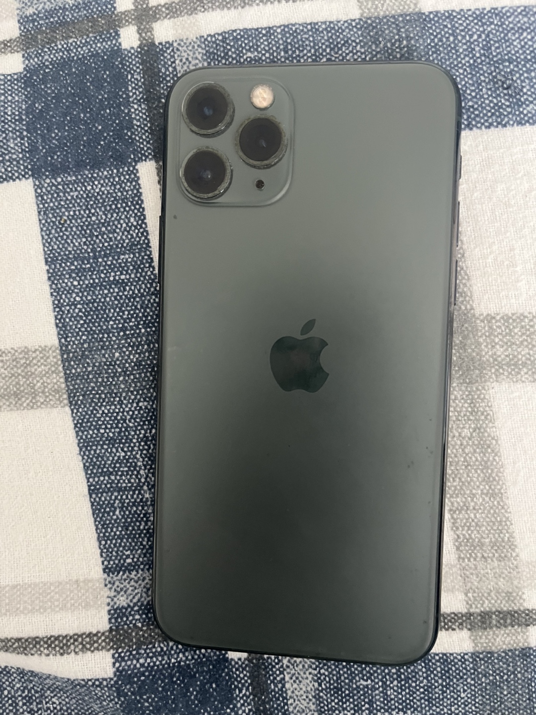 iPhone 11 Pro - photo 2