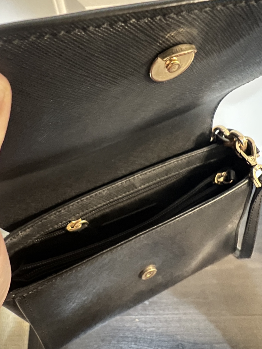 Michael Kors Black Leather Crossbody Bag - photo 3