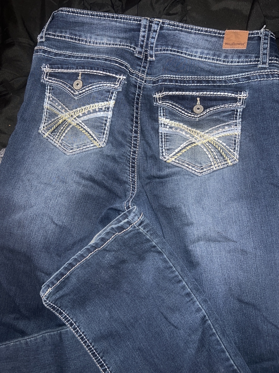 Wallflower Luscious Curvy Jeans