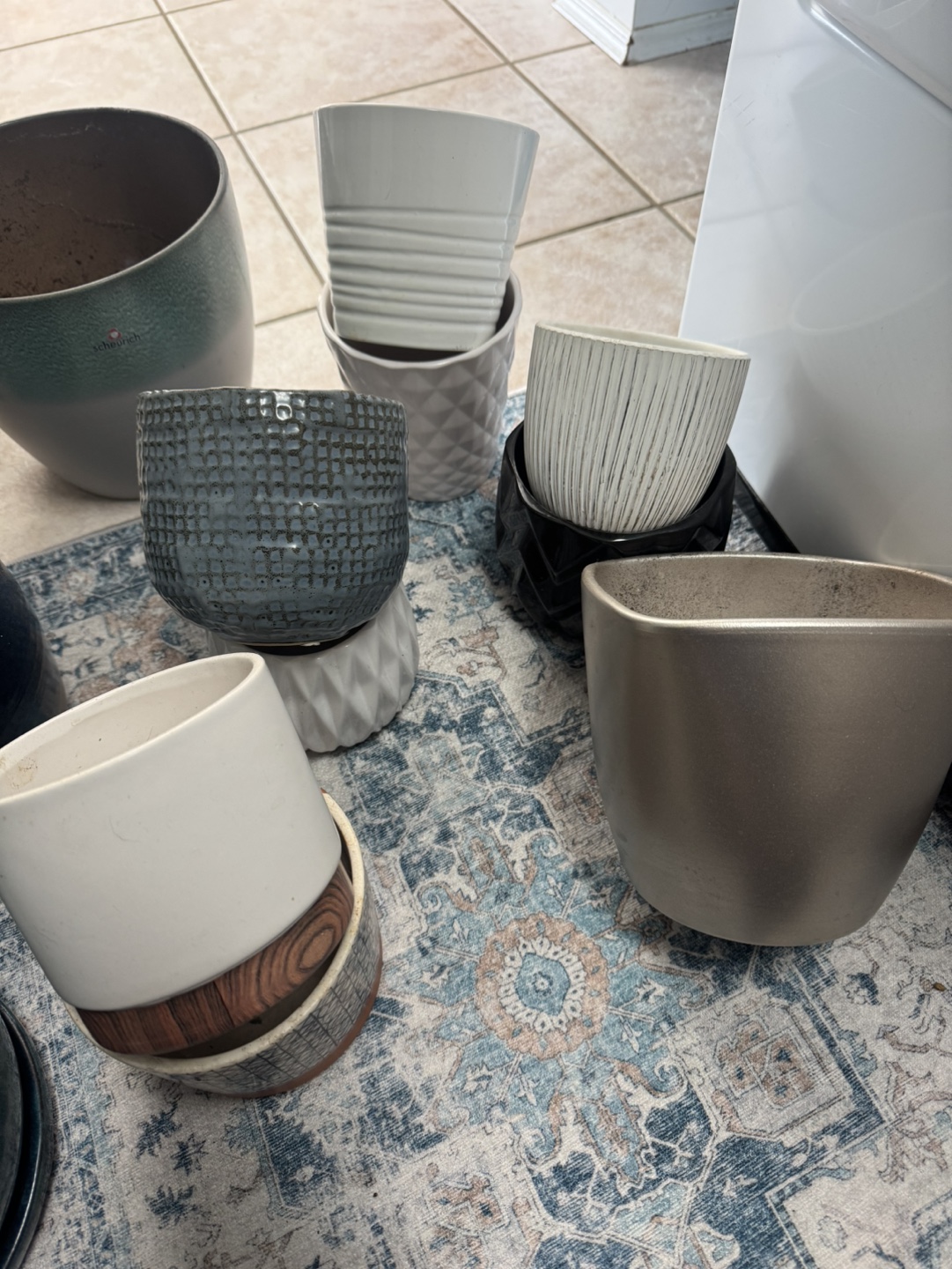Bulk Lot of Planters - Various Sizes and Styles - photo 2