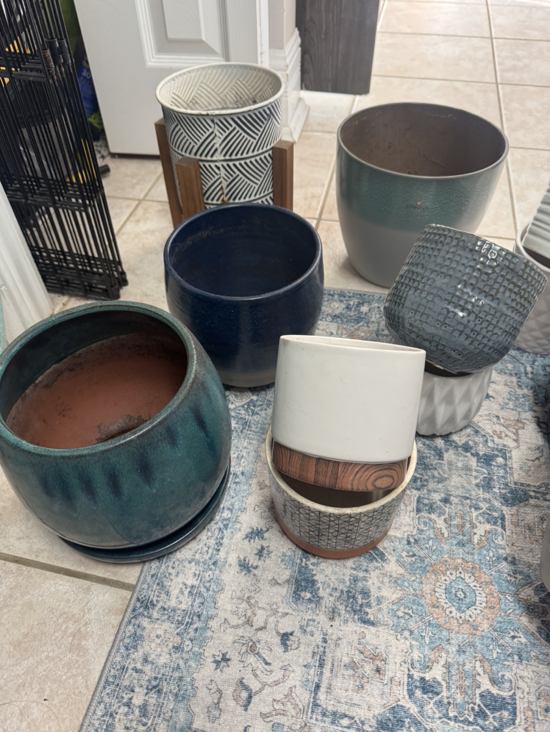 Bulk Lot of Planters - Various Sizes and Styles - photo 3