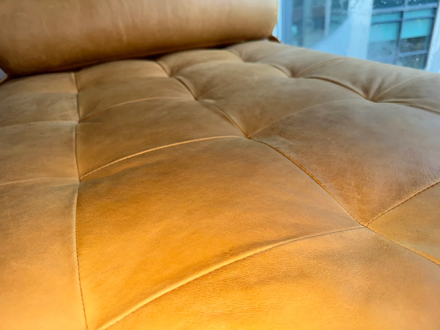 NEGOTIABLE SOFA Tufted LEATHER Chaise Lounge image indicator(4)