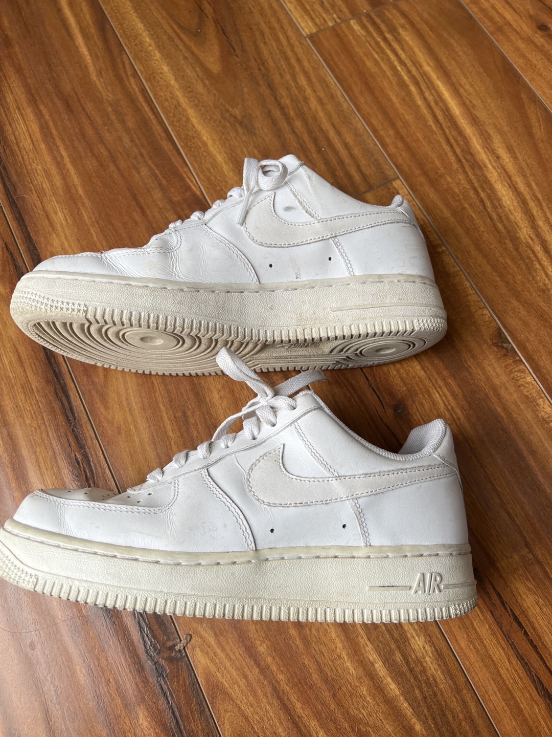 Women's Nike Air Force 1's - photo 2
