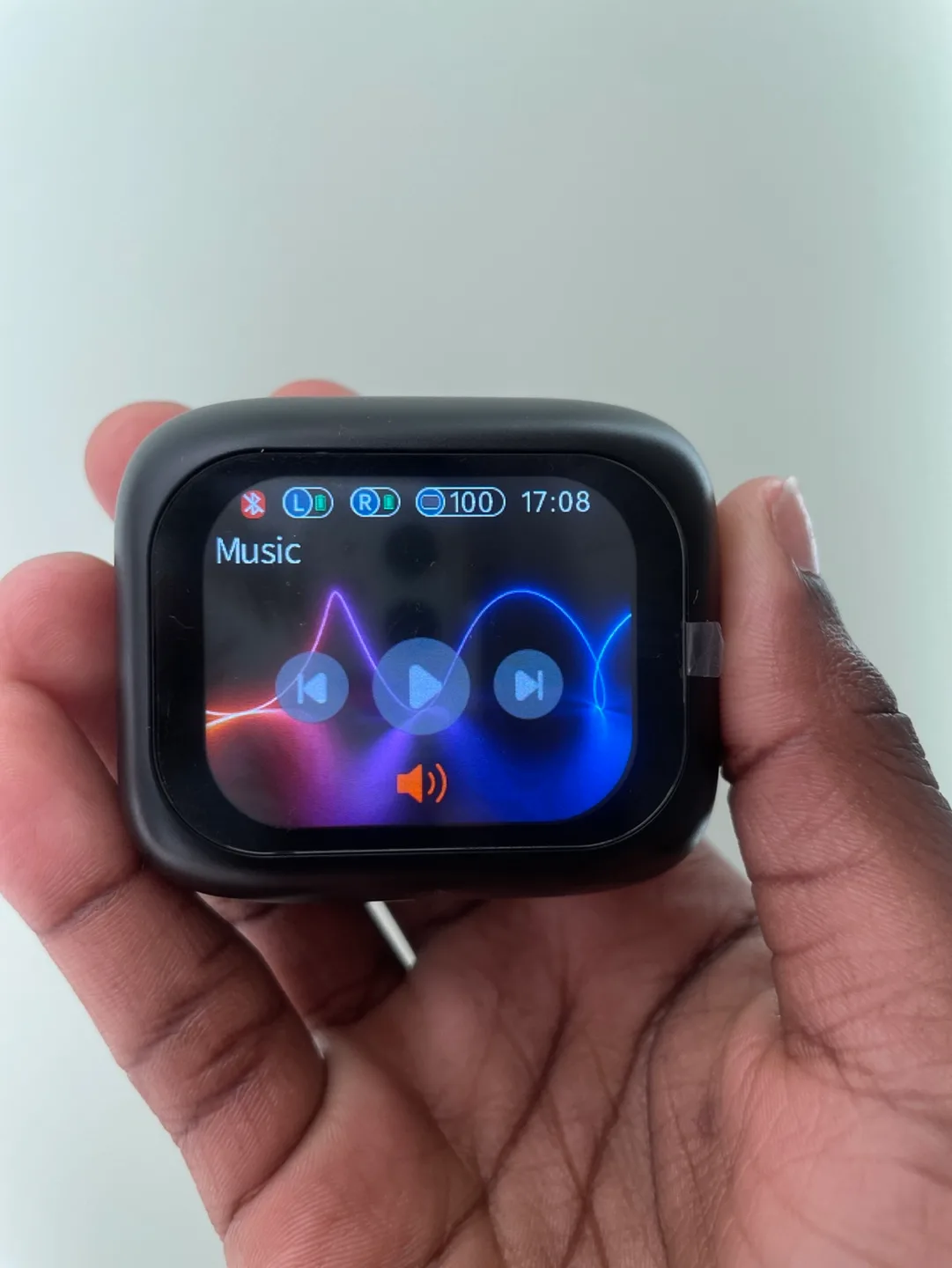 Noise Canceling Earbuds with Smart Case image indicator(6)