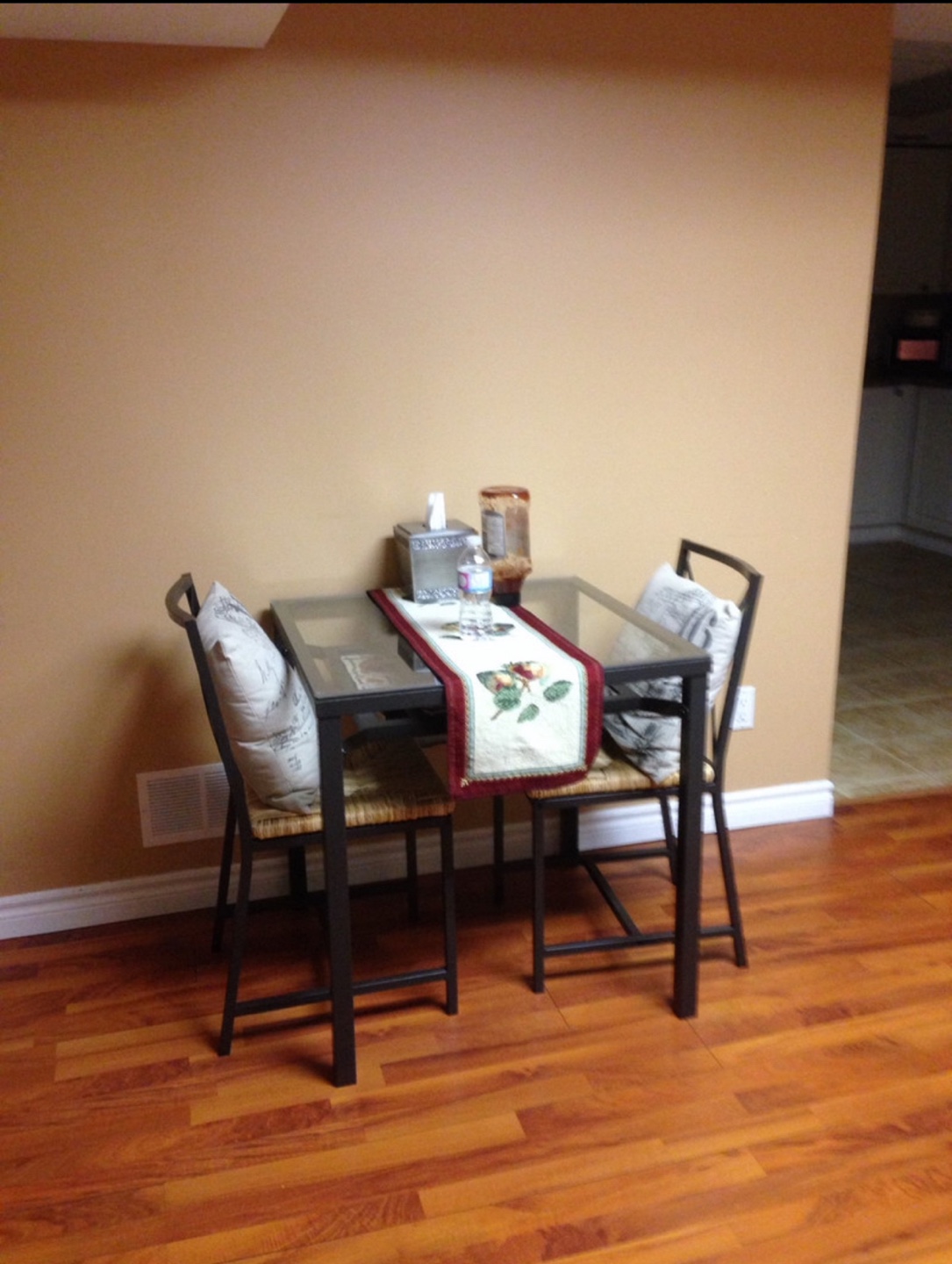Dining table set with 2 chairs