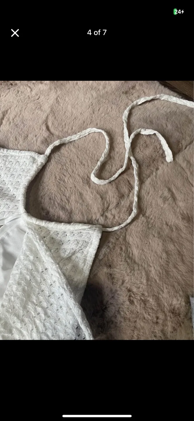 White Crochet Two-Piece Set image indicator(4)