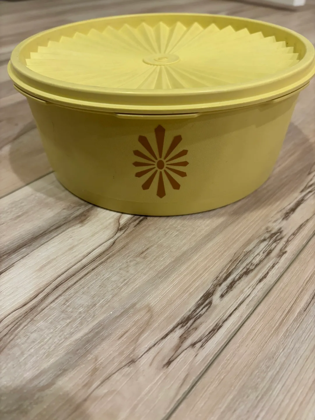 Vintage Harvest Gold Tupperware Round Storage Container For Sale image indicator(2)