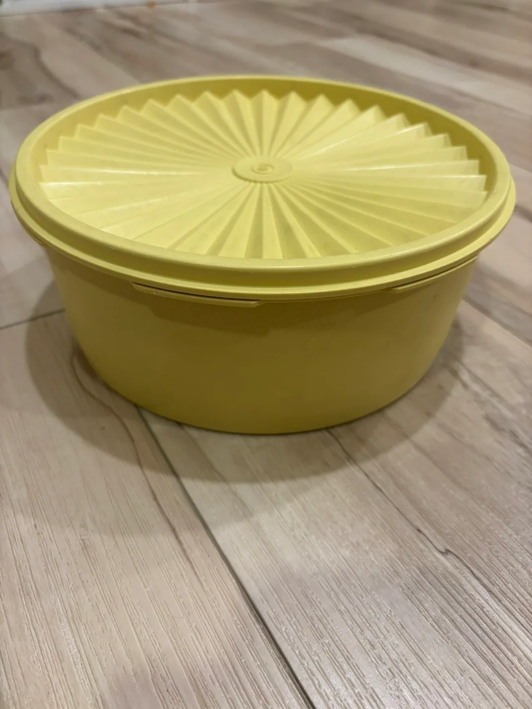 Vintage Harvest Gold Tupperware Round Storage Container For Sale image indicator(7)