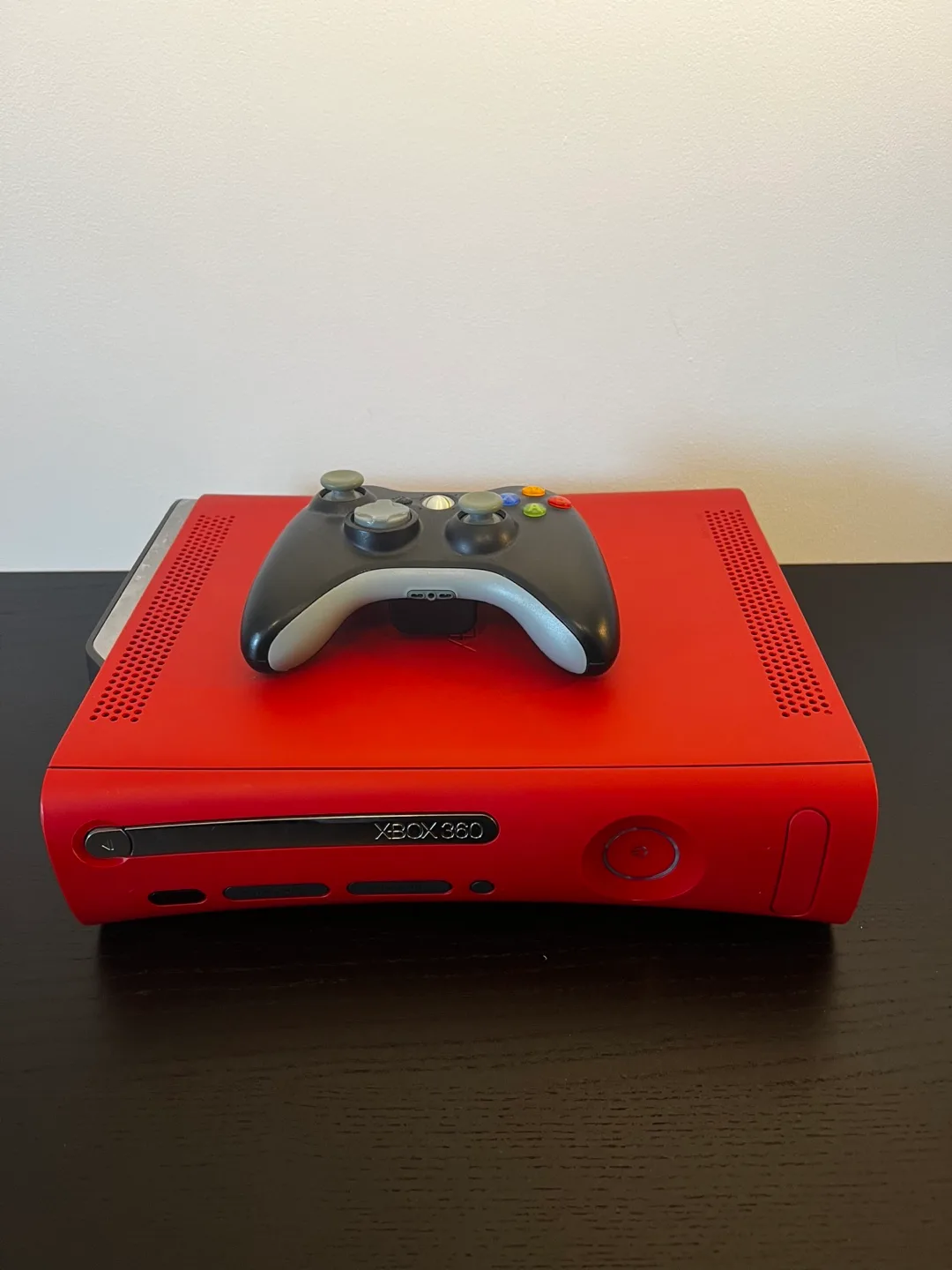 Xbox 360 Resident Evil 5 Elite Red Console image indicator(2)