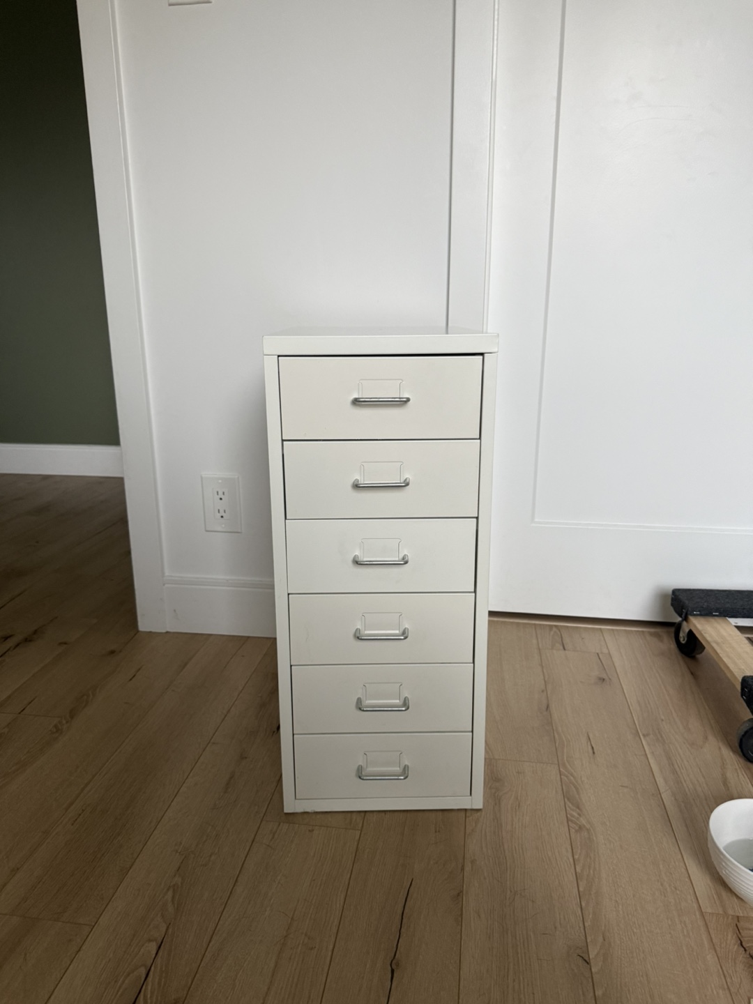 Off-White Metal Cabinet - 6 Drawers