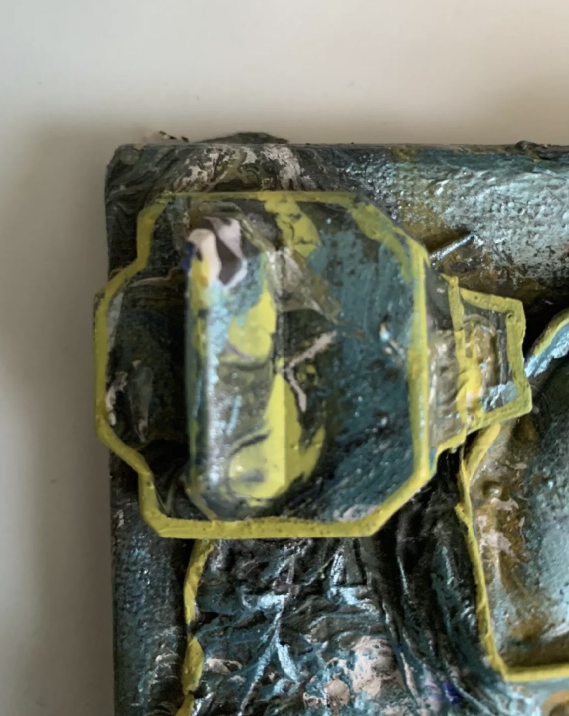 Unique Upcycled Can Art - photo 3