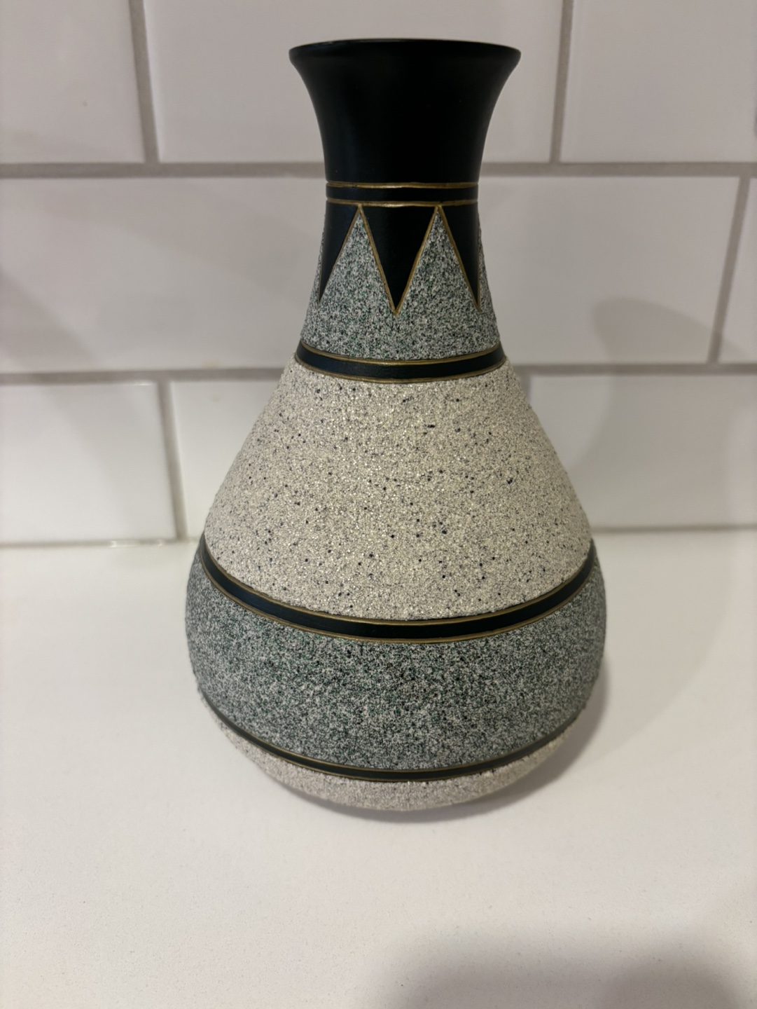 Bonita’s Ceramics 7.5” Vase For Sale