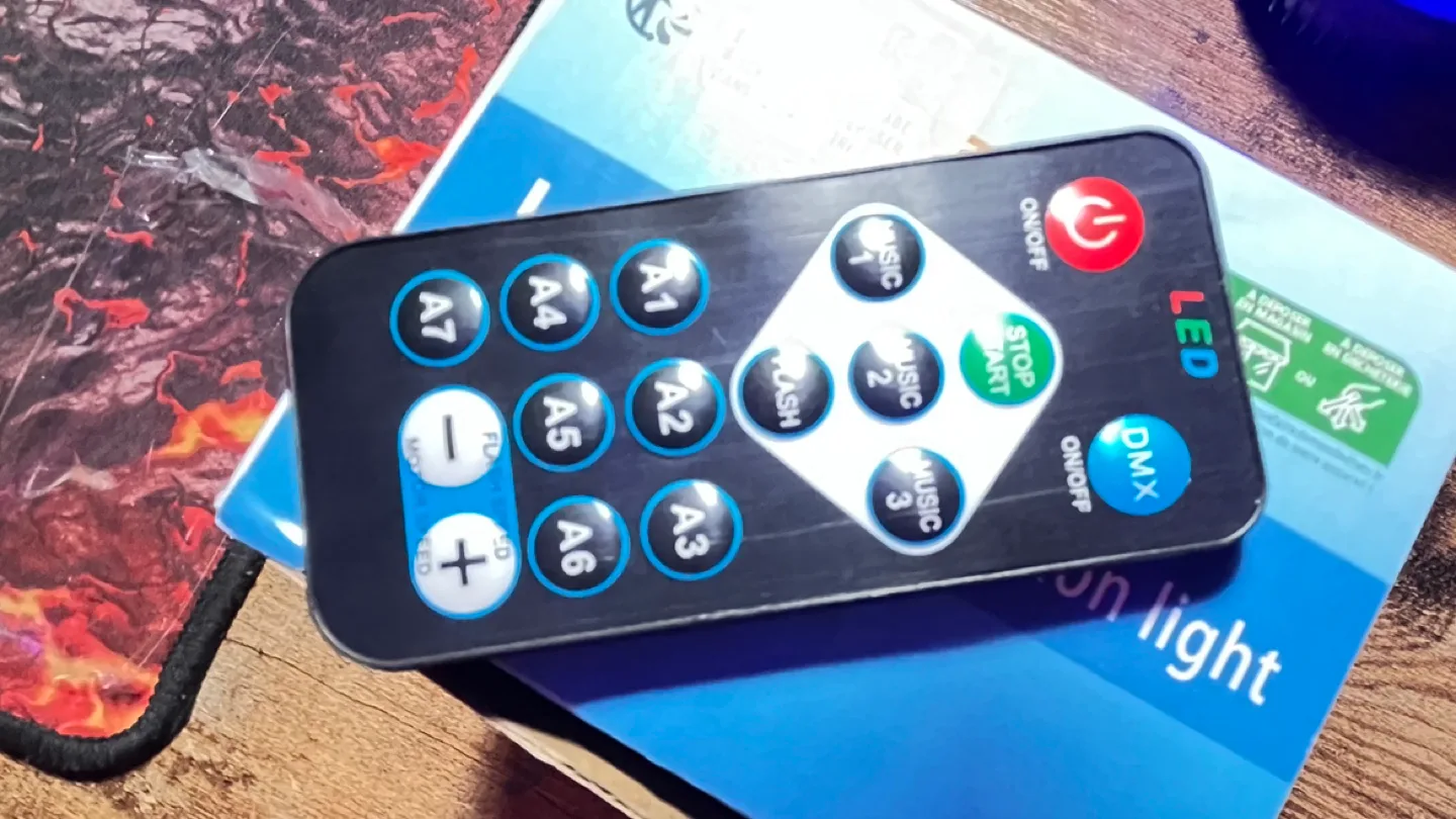 🧡LED Starry Projection Light with Remote🧡 image indicator(4)