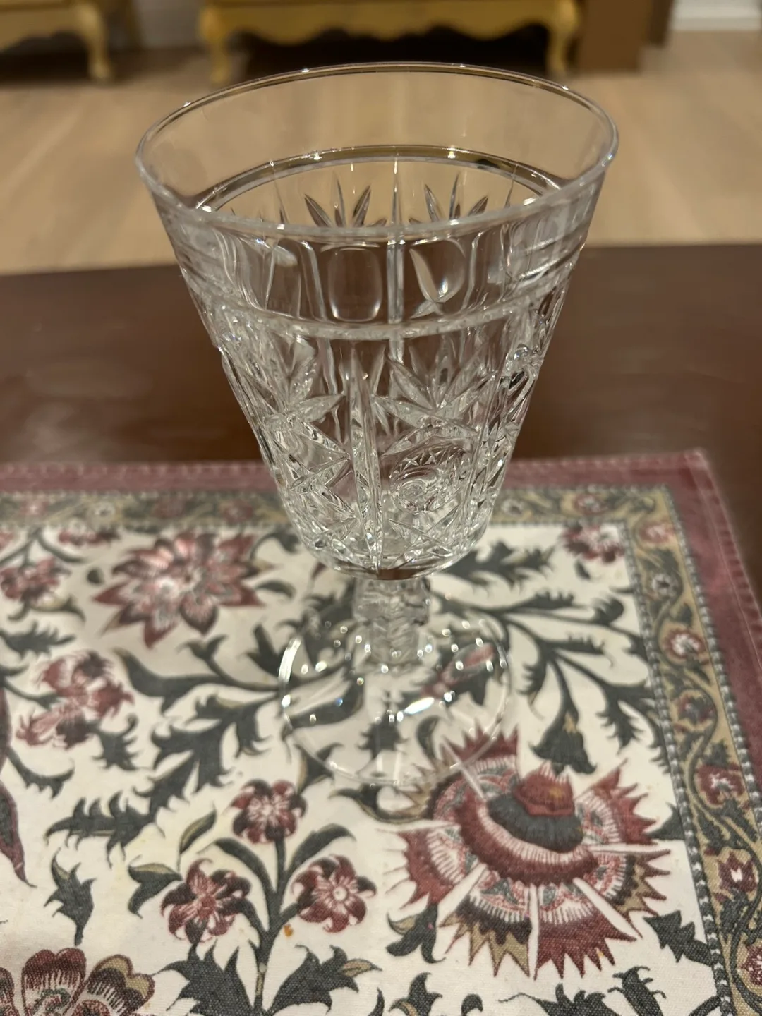 Assorted Crystal Items image indicator(4)