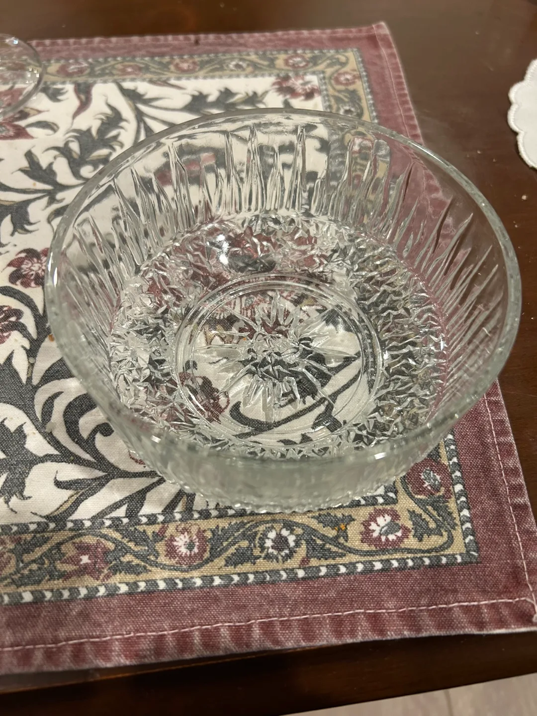 Assorted Crystal Items image indicator(7)