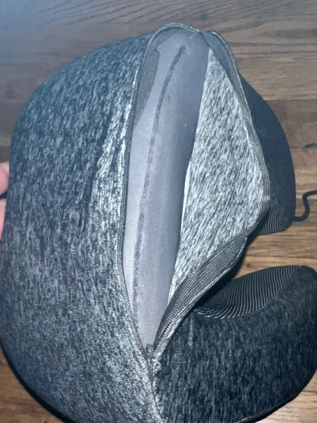 🧡 Travel Neck Pillow with Carrying Bag image indicator(4)