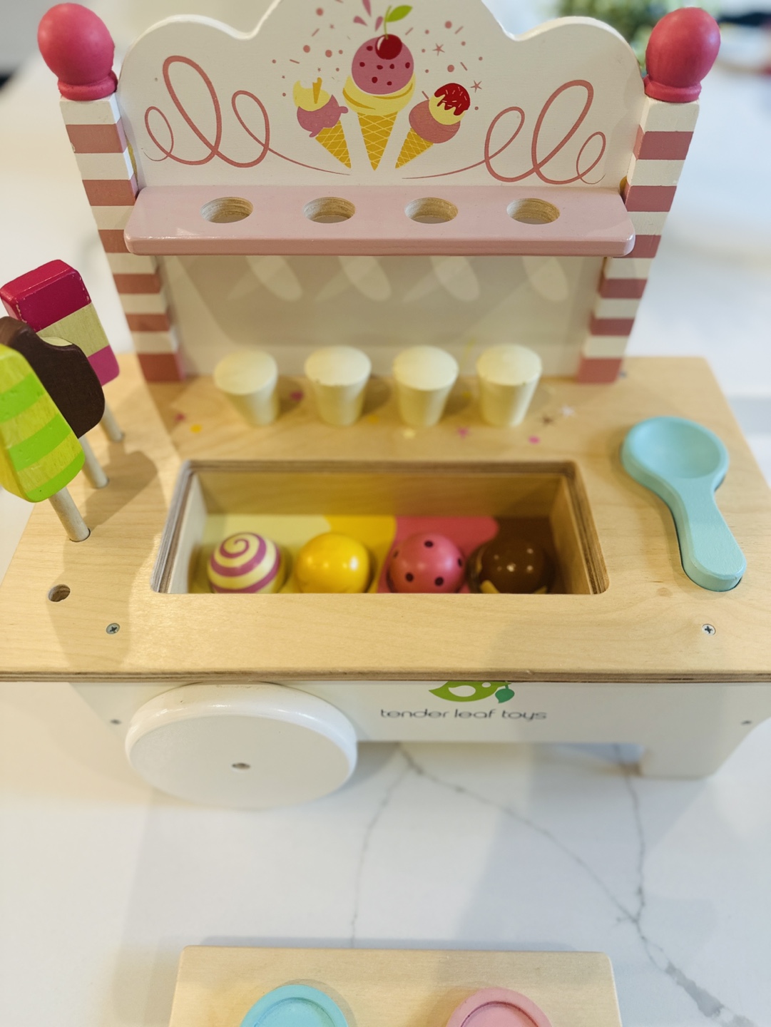 Tender Leaf Toys Ice Cream Cart Playset - photo 2