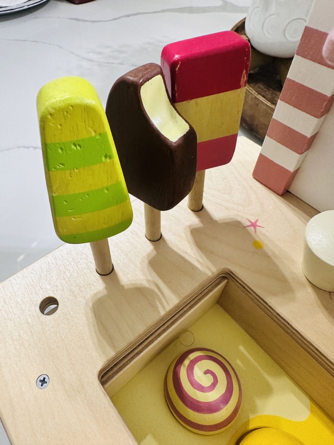 Tender Leaf Toys Ice Cream Cart Playset - photo 5