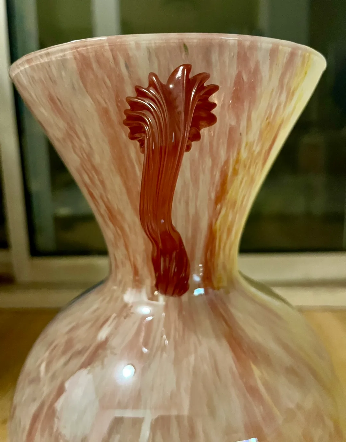Unique Murano Glass Vase with Floral Arrangement image indicator(5)