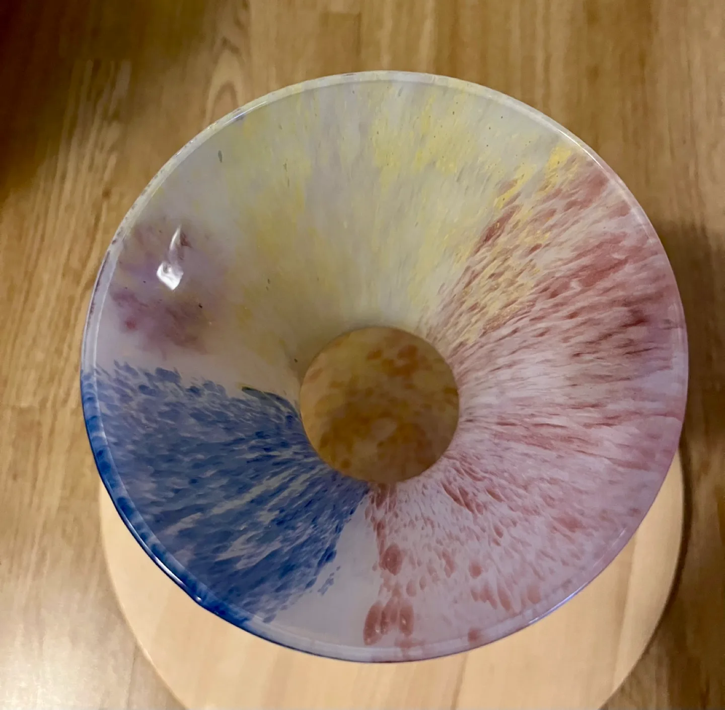 Unique Murano Glass Vase with Floral Arrangement image indicator(7)