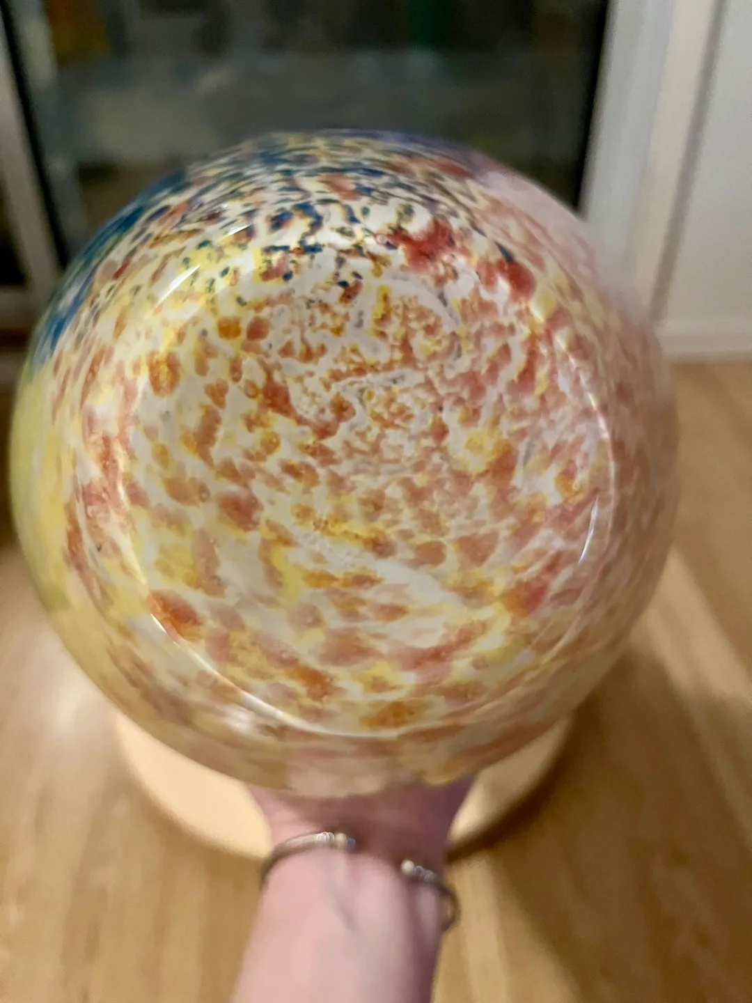 Unique Murano Glass Vase with Floral Arrangement image indicator(10)
