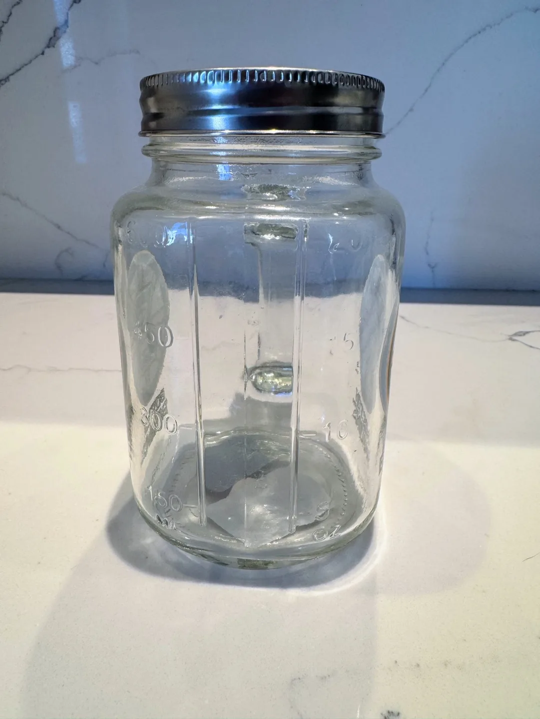 NHL 20 oz Boston Bruins Glass Mason Jar with Lid and Handle image indicator(4)