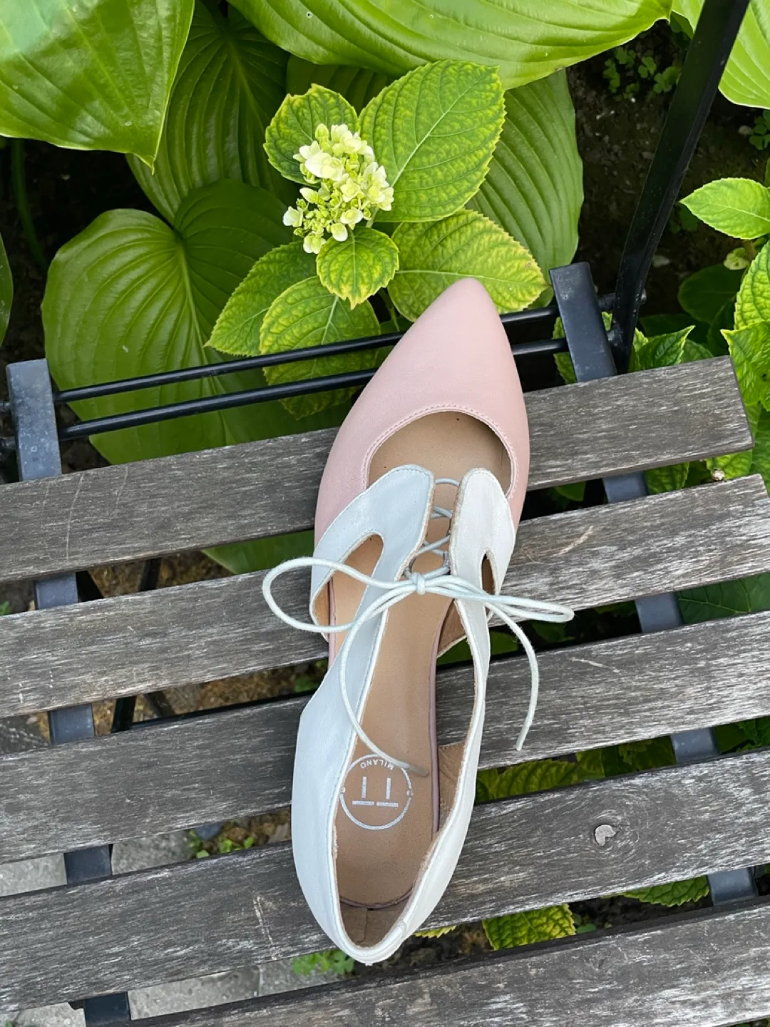 Unique TT MILANO, Two Tone Leather Ballerina Flats image indicator(3)