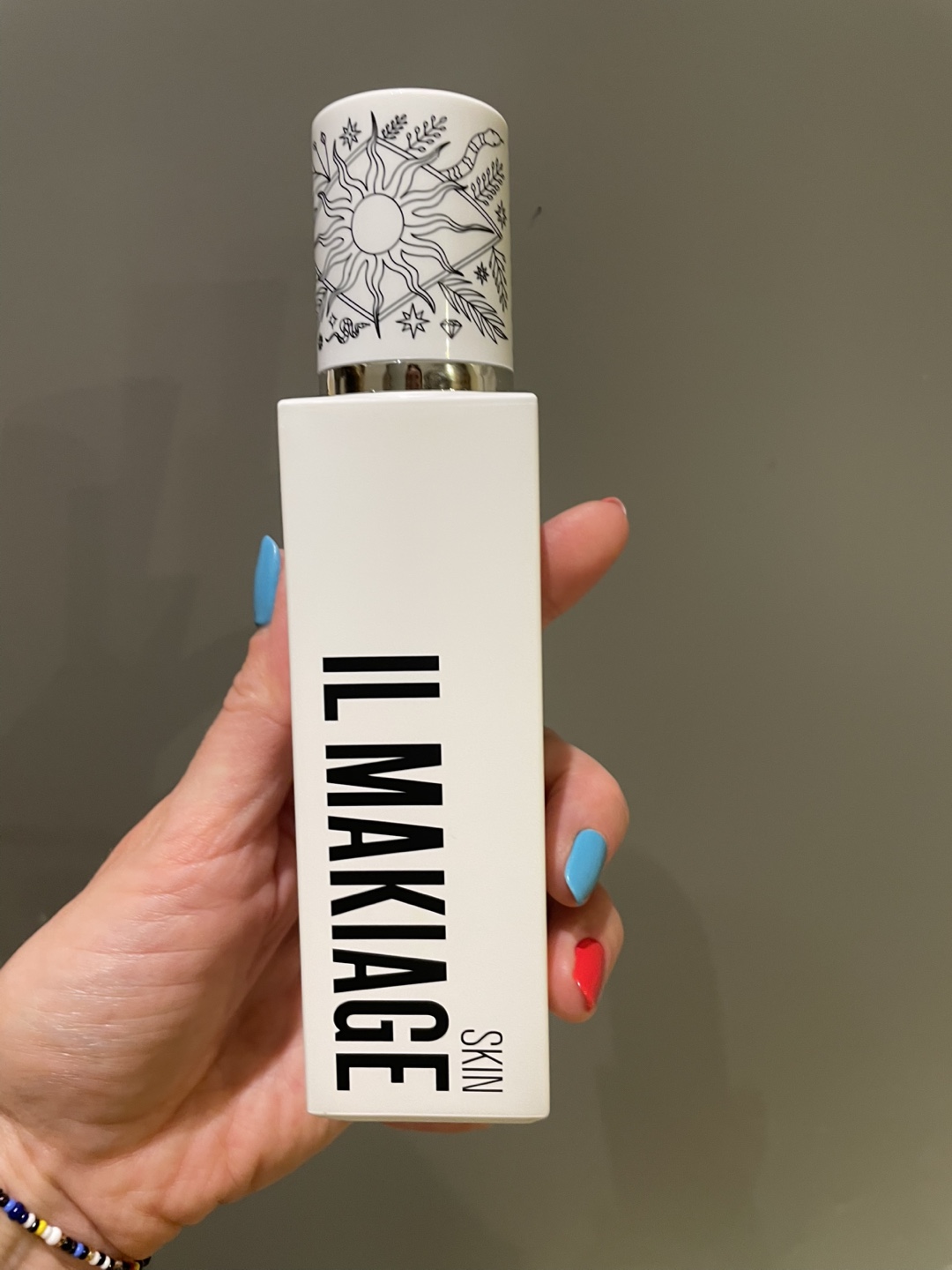 IL MAKIAGE Skin Magic Moisturizing Sun Foam - photo 2