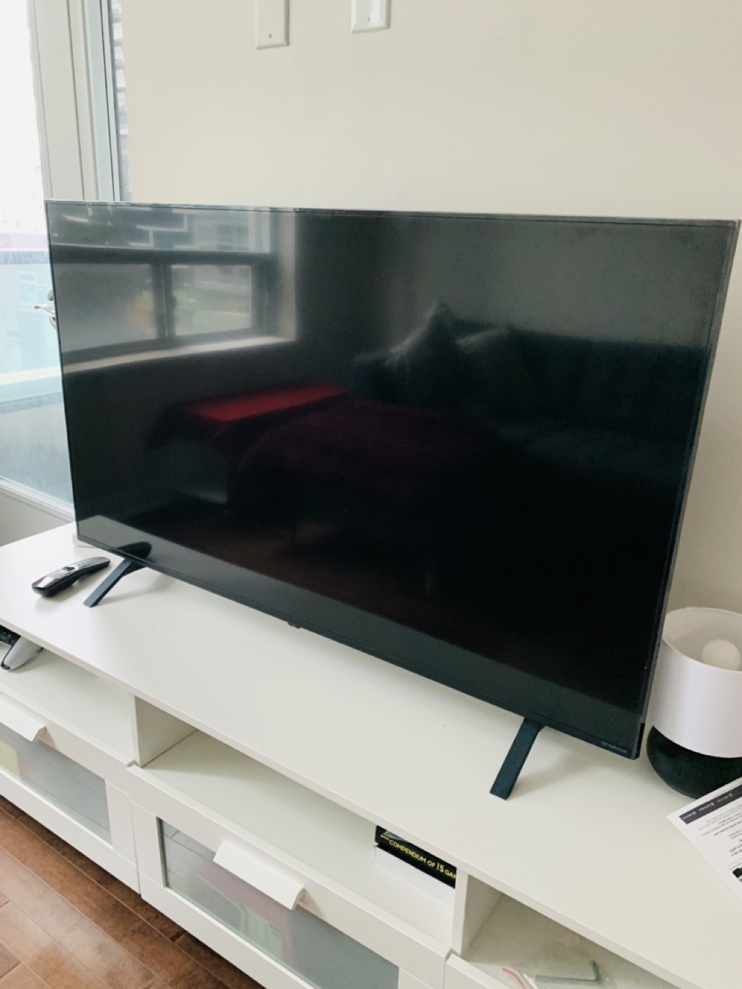 LG NanoCell Smart TV - photo 2