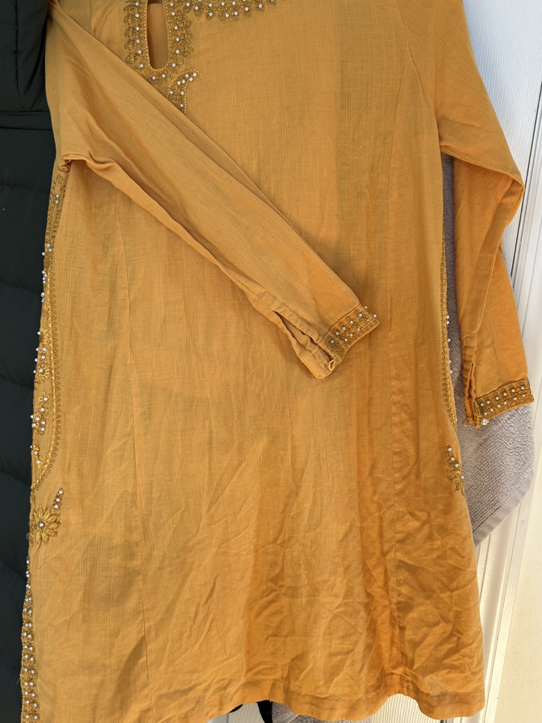 Mustard Yellow Embroidered Kurti Set - photo 4