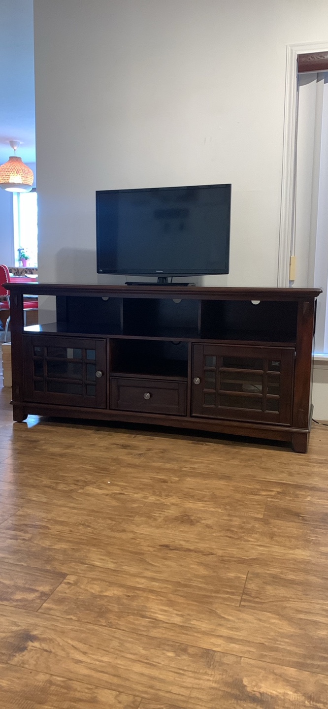 TV stand/ Entertainment unit
